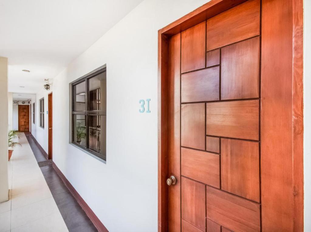 Mca Suites By Hiverooms Cebu Eksteriør bilde
